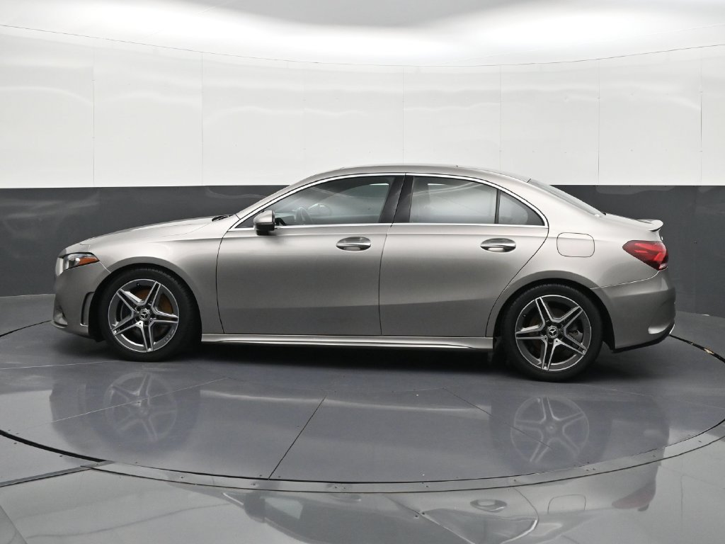Used 2020 Mercedes-Benz A 220 4MATIC image 2