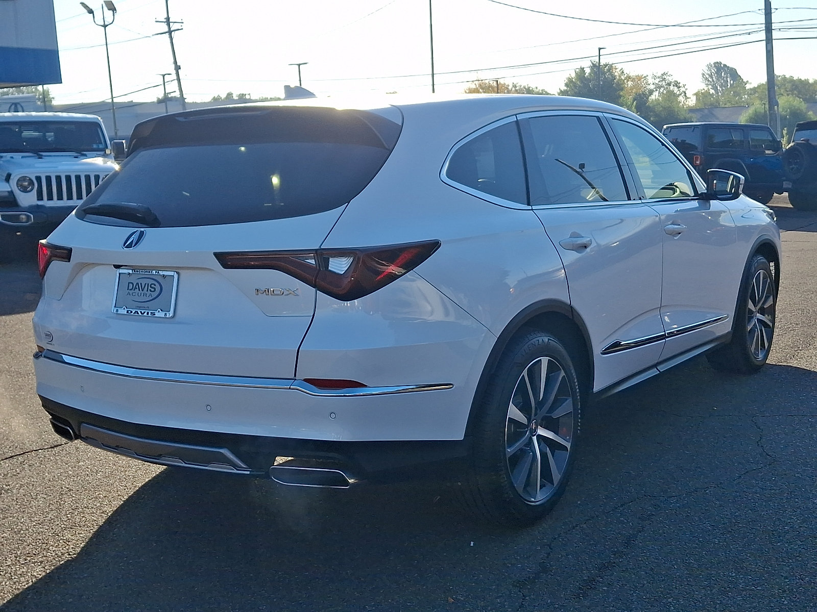 Certified 2026 Acura MDX w/ Technology Package FWD image 4