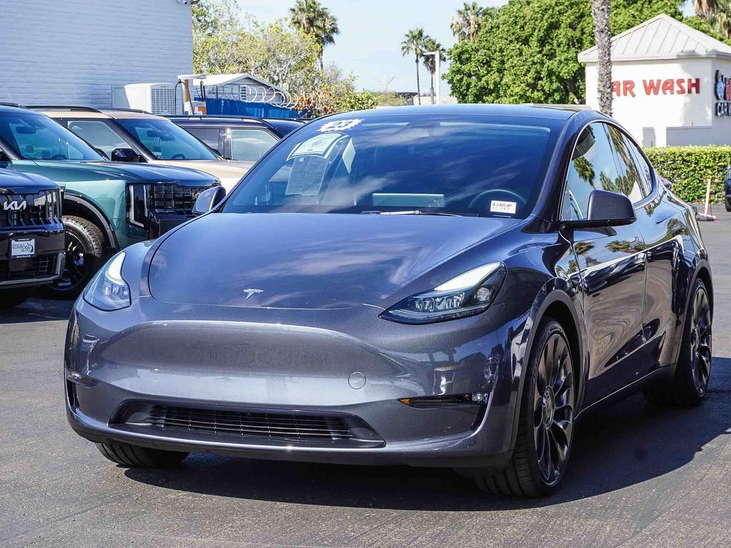 Used 2023 Tesla Model Y Performance AWD/4WD image 4