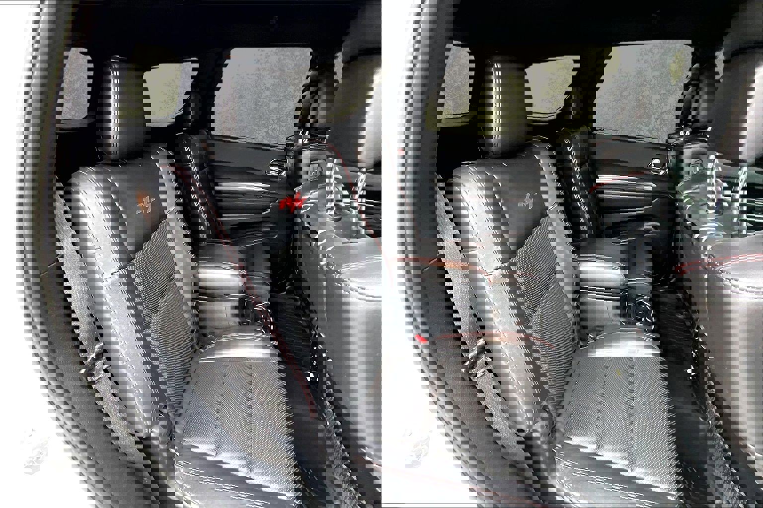 Used 2018 Dodge Durango R/T w/ Technology Group image 27