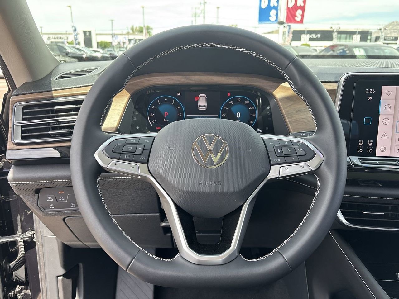 New 2026 Volkswagen Atlas SE image 19