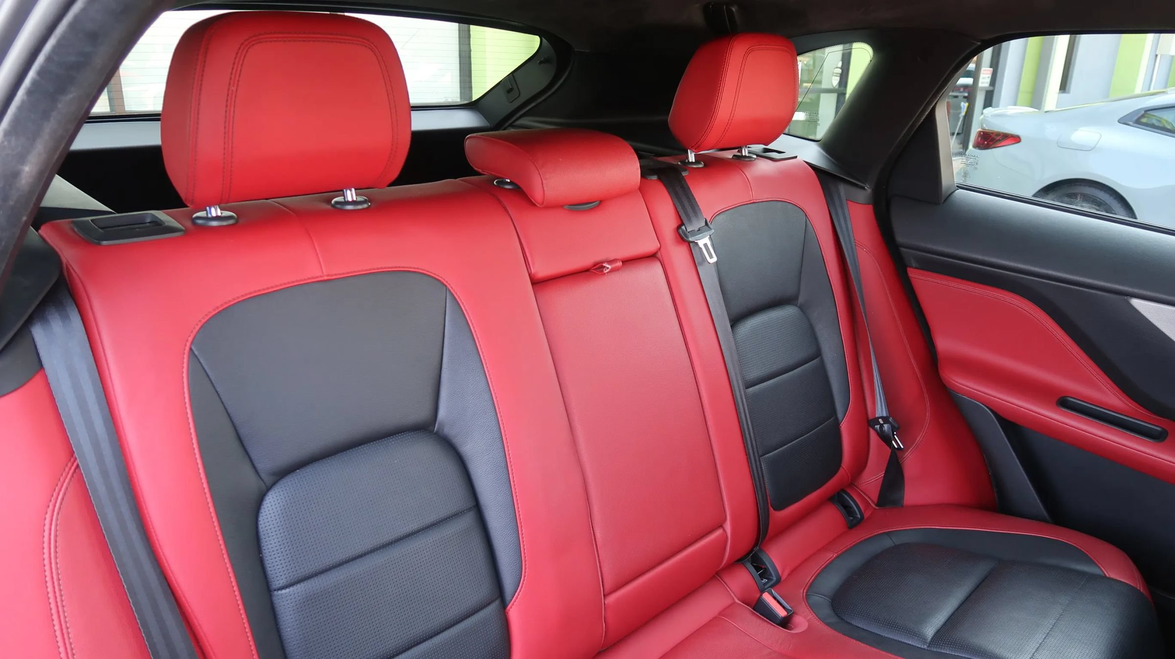 Used 2019 Jaguar F-PACE S AWD/4WD image 23