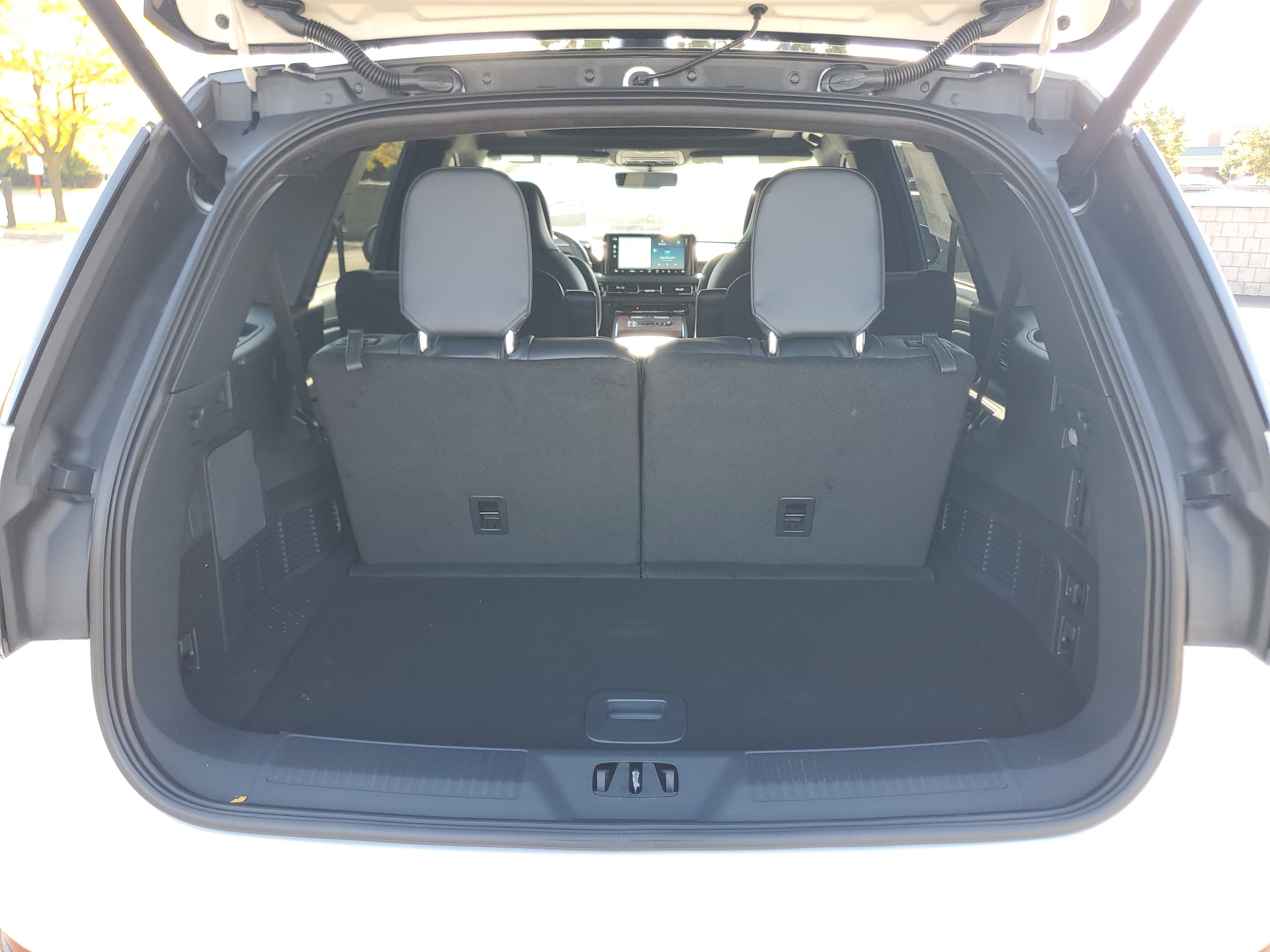 New 2027 Lincoln Aviator Black Label w/ Black Label Special Edition AWD/4WD image 29