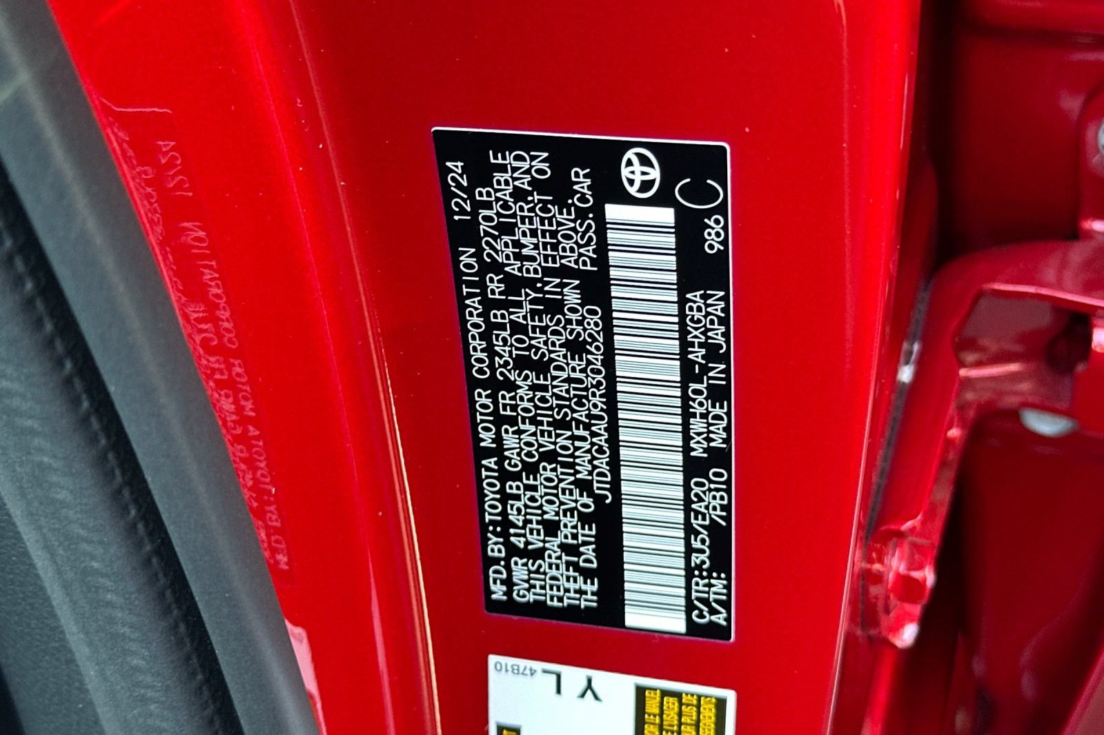Certified 2024 Toyota Prius XLE FWD image 32