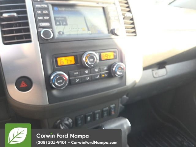 Used 2015 Nissan Frontier PRO-4X w/ Pro-4x Luxury Package image 3