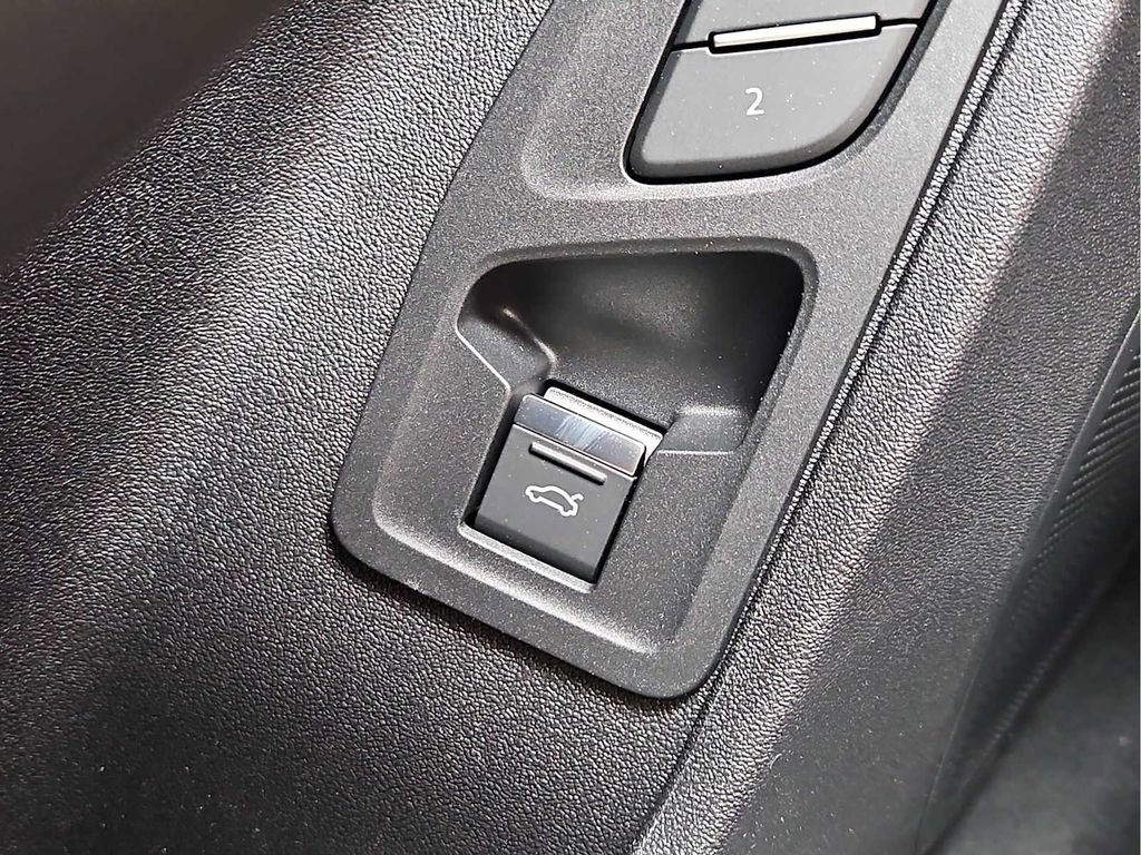 New 2026 Audi Q3 quattro 2.0T AWD/4WD image 11