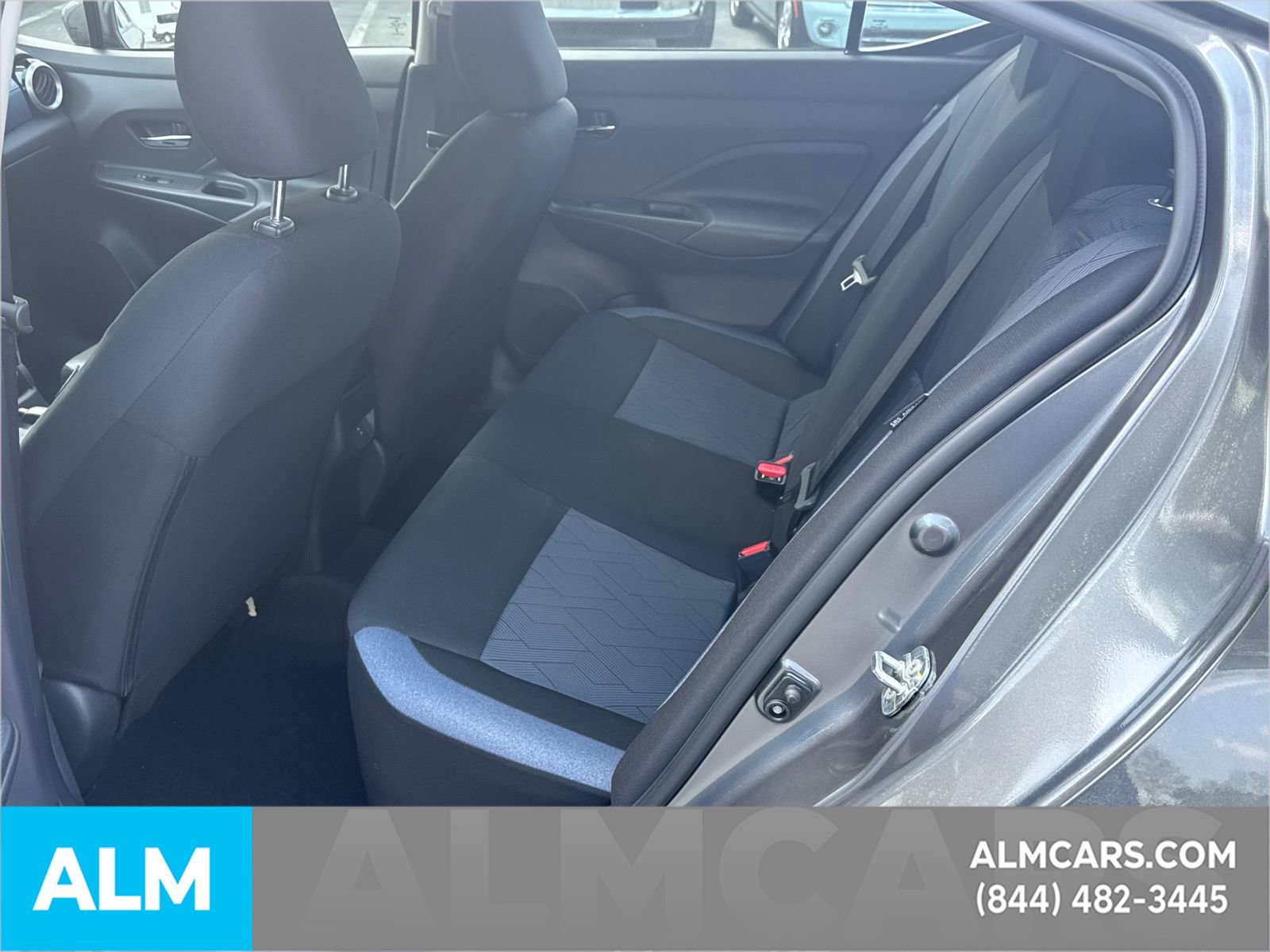 Used 2025 Nissan Versa SV w/ Trunk Package image 23