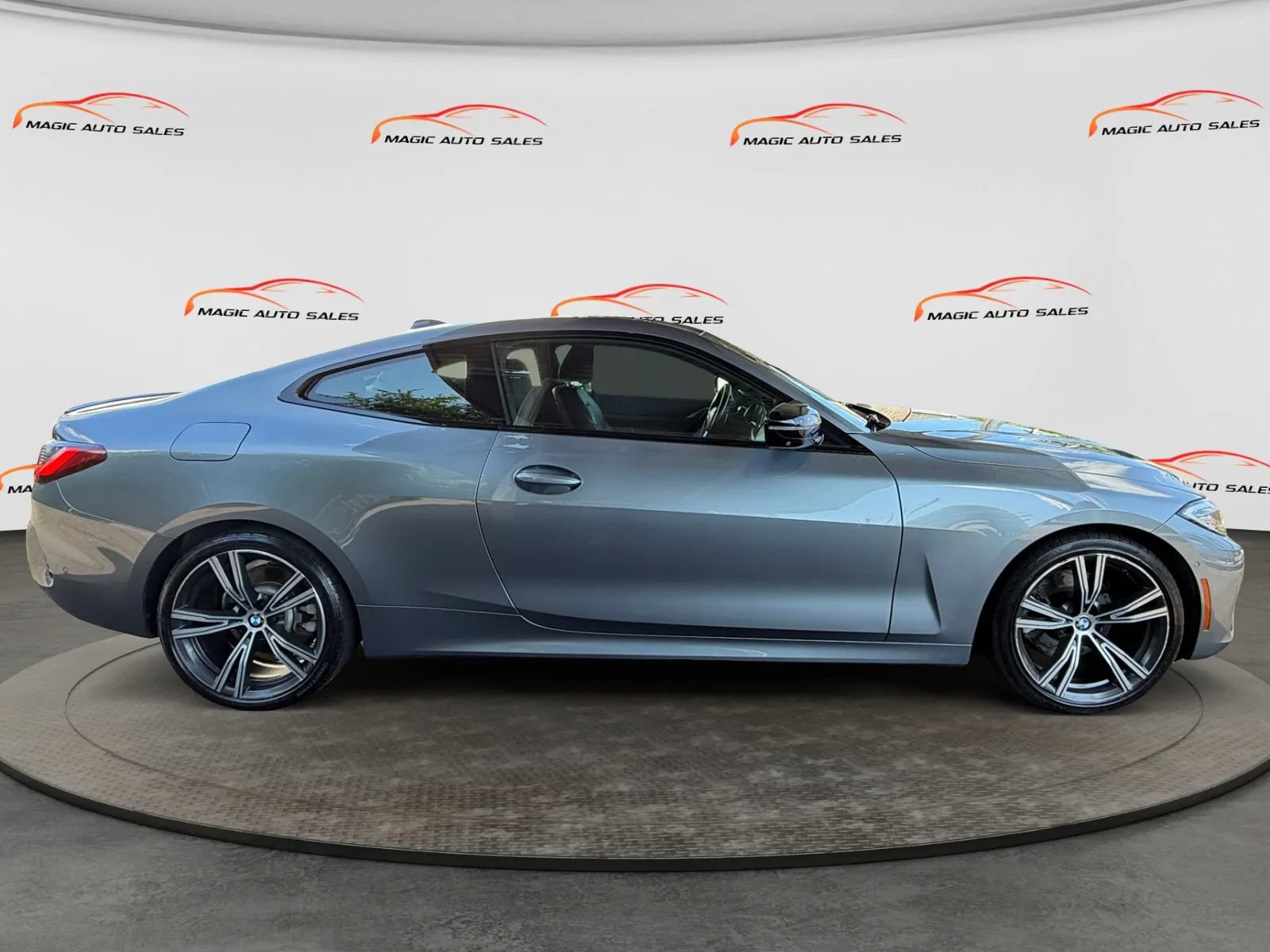 Used 2021 BMW 430i xDrive Coupe w/ Premium Package AWD/4WD image 6