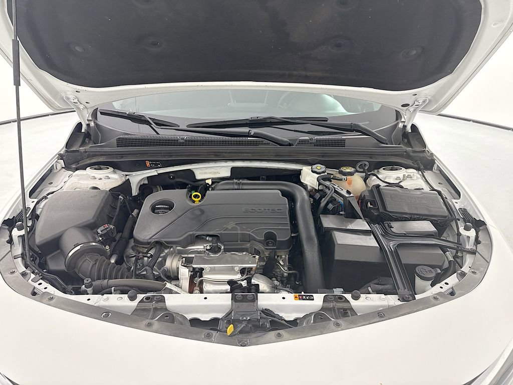 Used 2023 Chevrolet Malibu LT FWD image 29