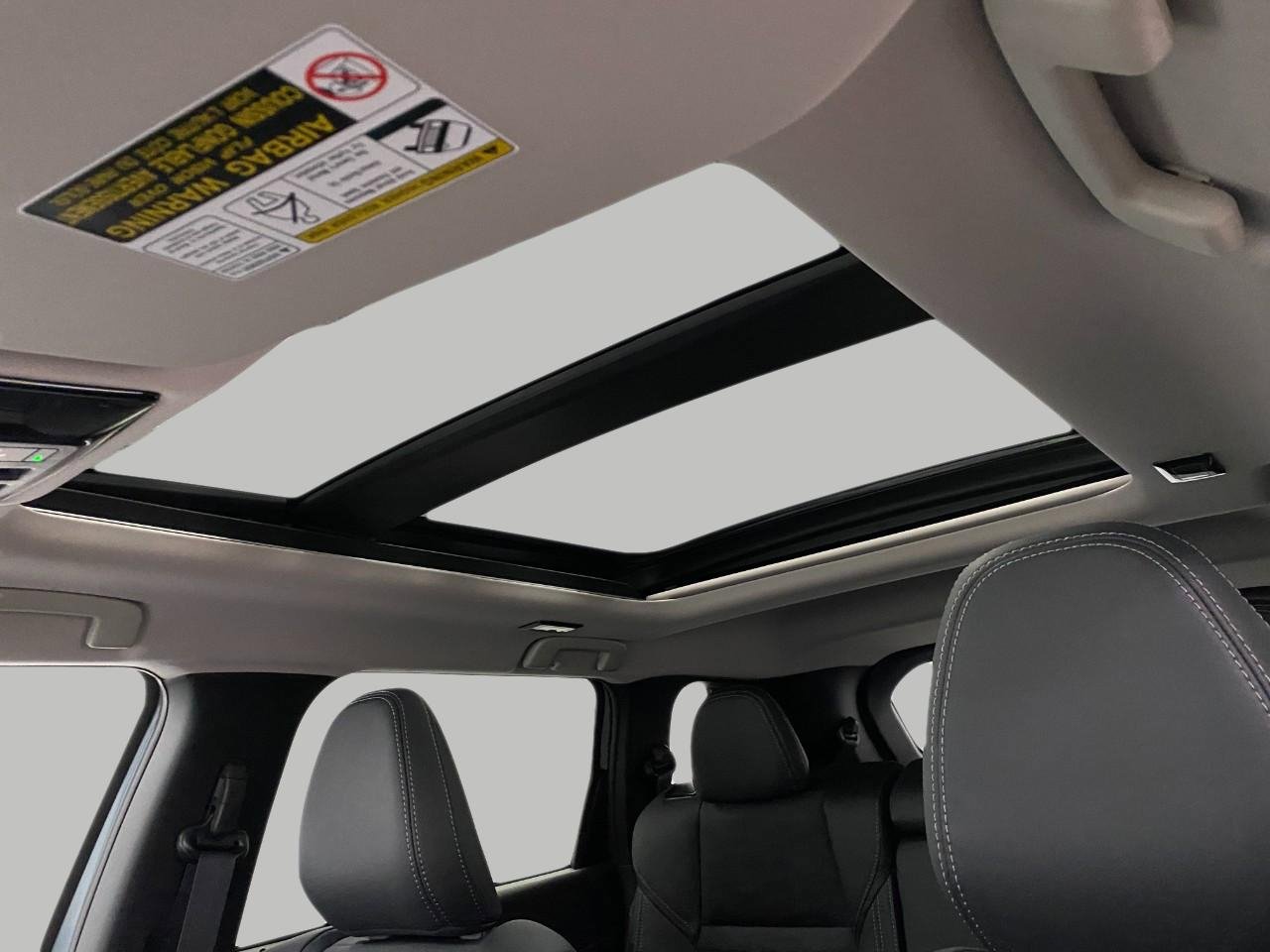 New 2026 Mitsubishi Outlander AWD image 33