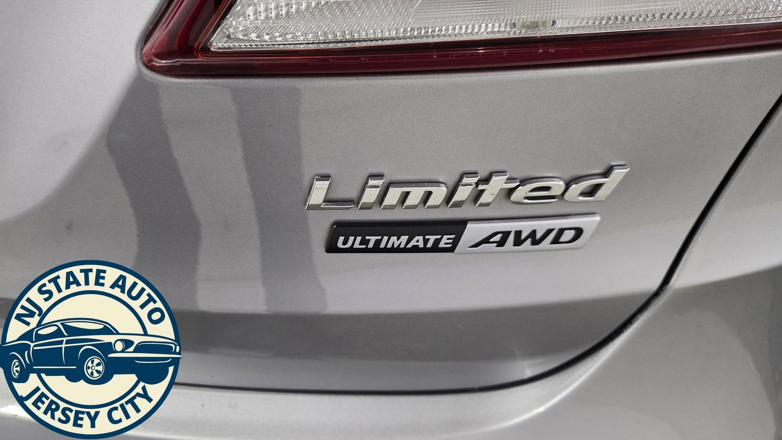 Used 2019 Hyundai Santa Fe XL AWD/4WD image 33