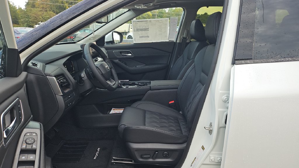 New 2026 Nissan Rogue Platinum AWD/4WD image 6