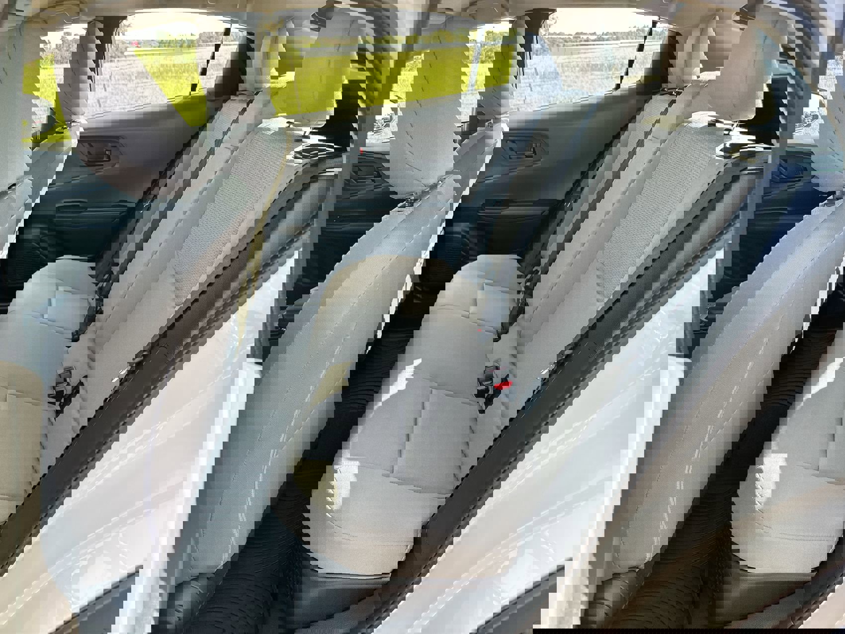 Used 2025 Toyota Prius Limited image 21