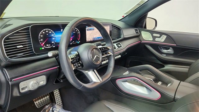 Used 2025 Mercedes-Benz GLS 450 4MATIC image 19