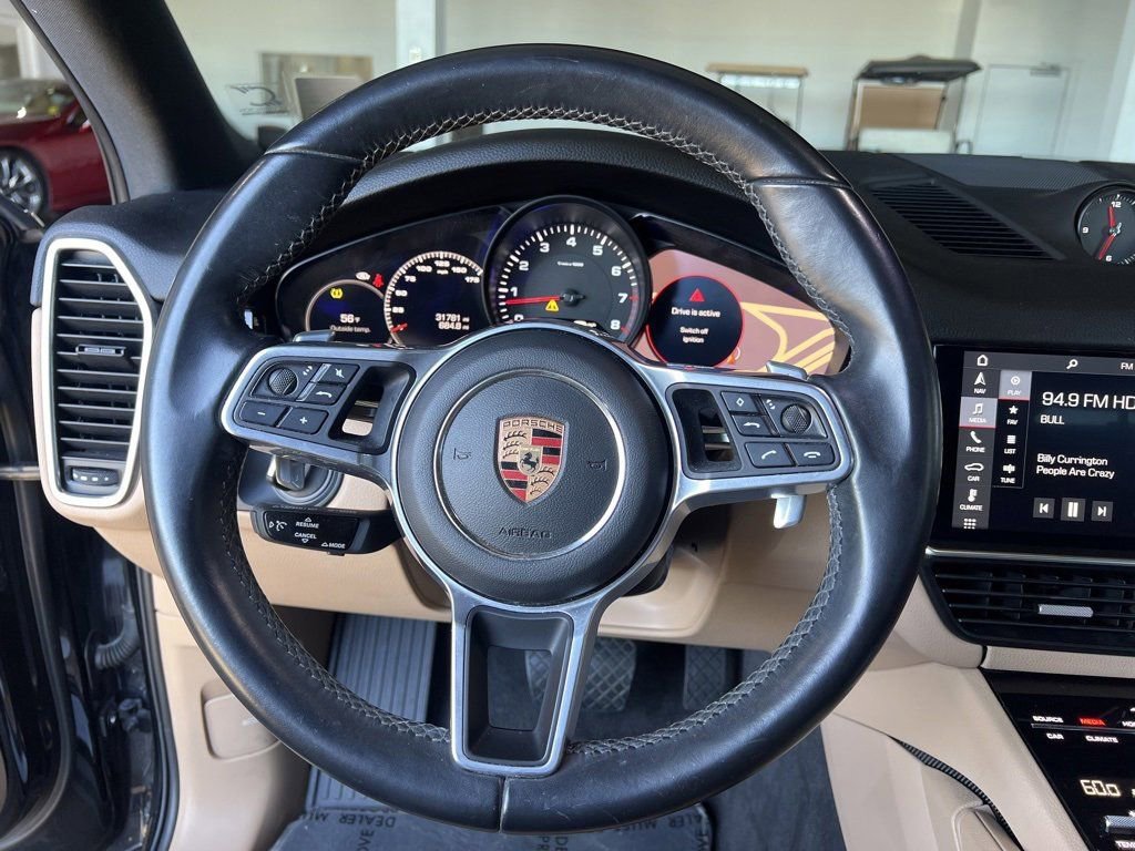 Used 2020 Porsche Cayenne image 11