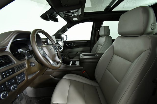Used 2024 Chevrolet Tahoe Z71 w/ Luxury Package image 5