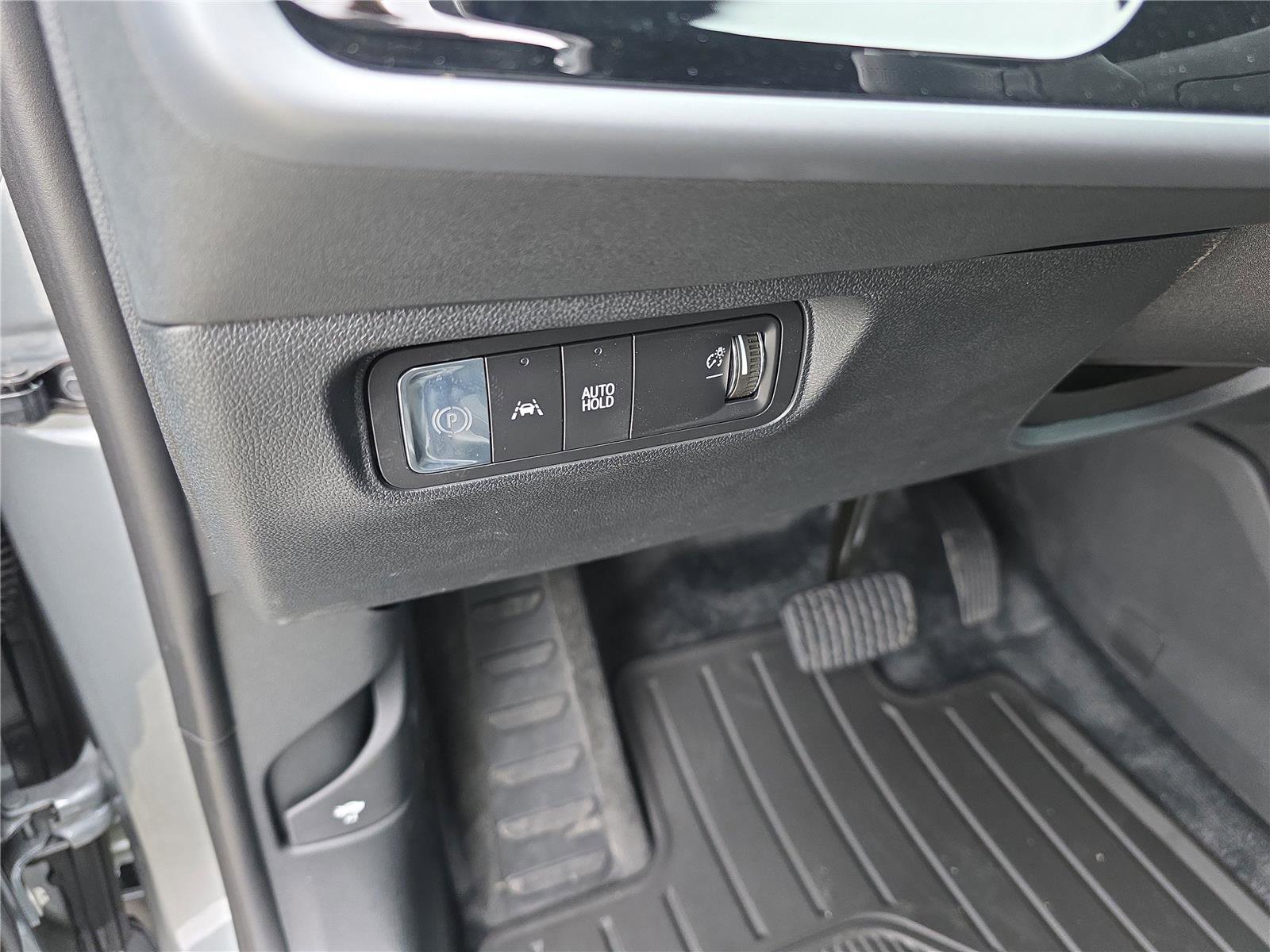 New 2025 Honda Prologue EX image 16