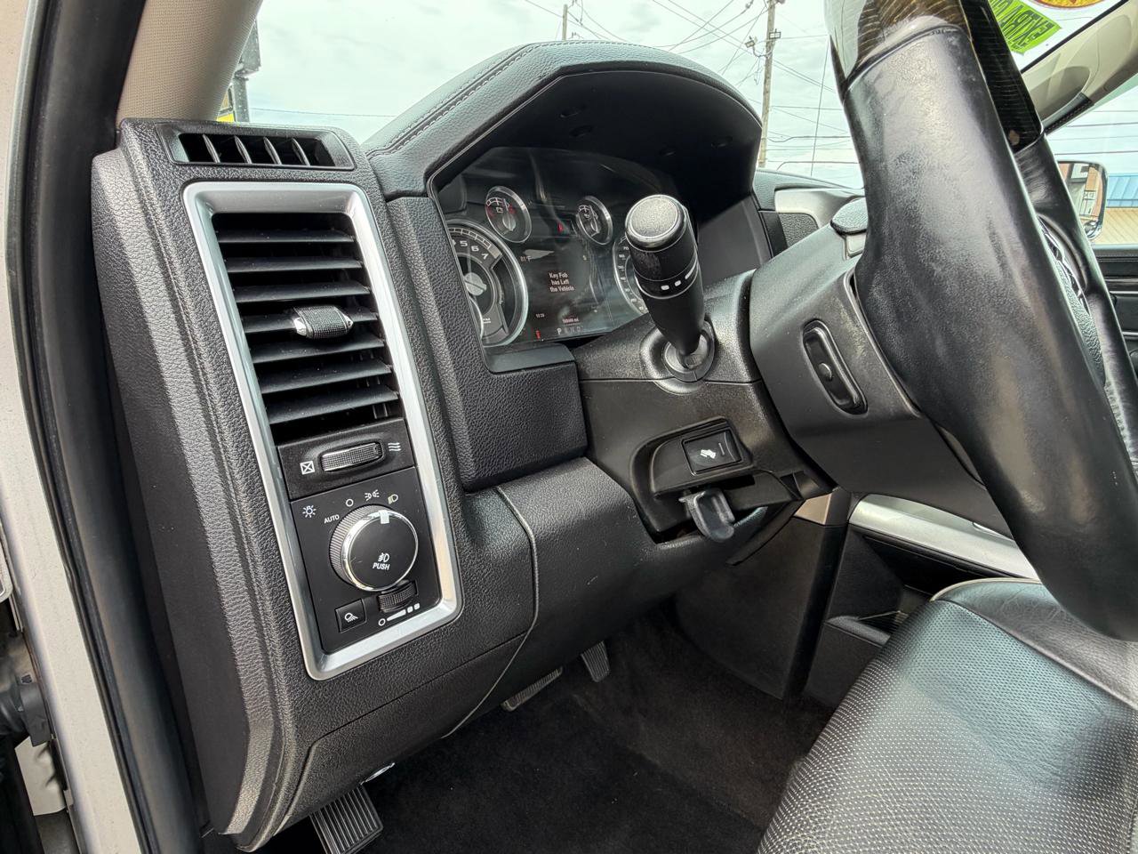 Used 2014 RAM 2500 Limited AWD/4WD image 9