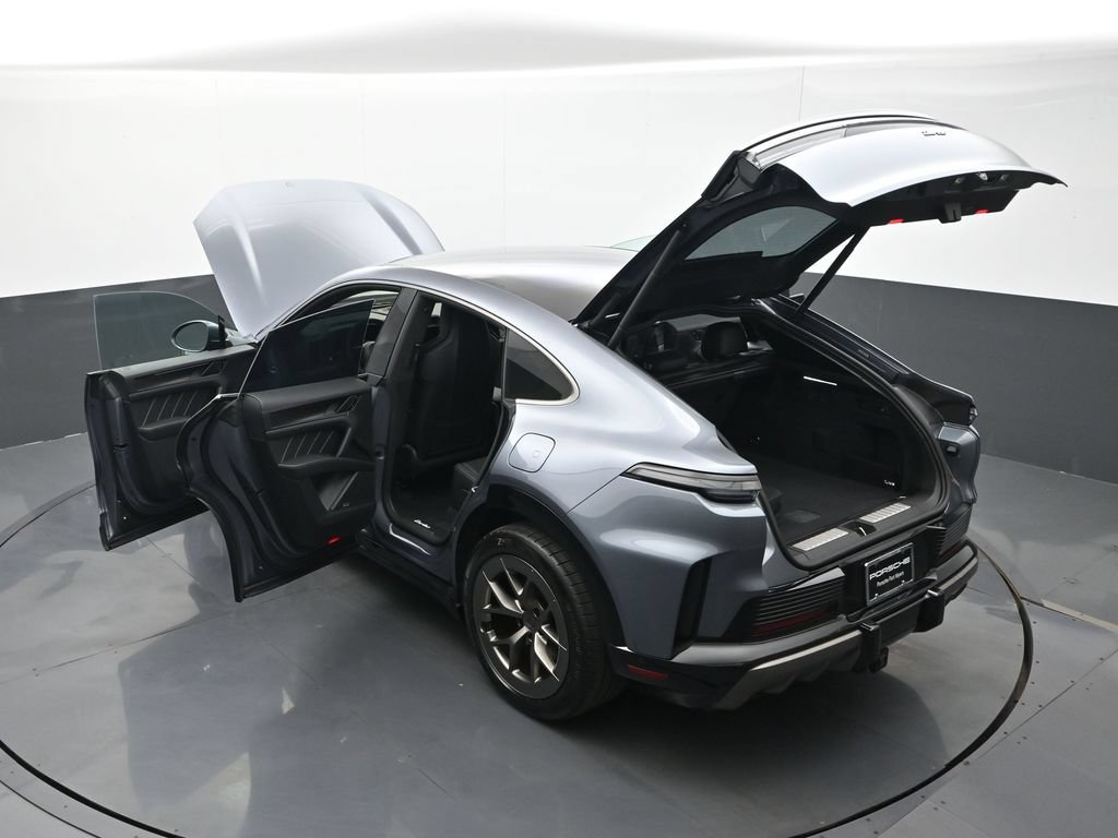 New 2026 Porsche Cayenne Turbo AWD/4WD image 30