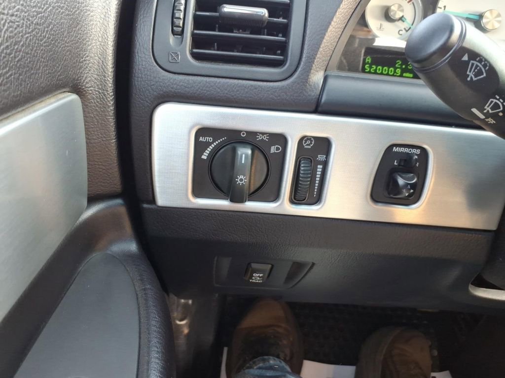 Used 2003 Ford Thunderbird RWD image 10