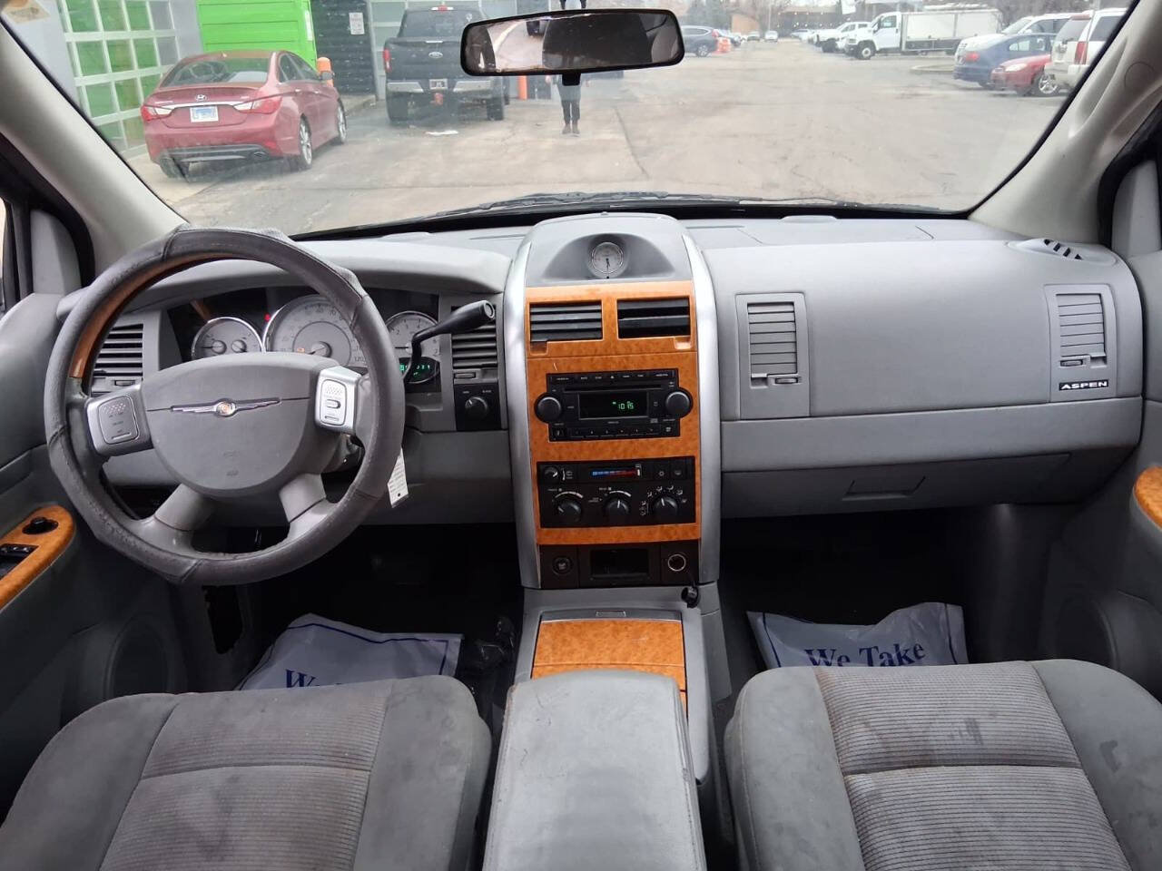 Used 2007 Chrysler Aspen Limited w/ Trailer Tow Group AWD/4WD image 13
