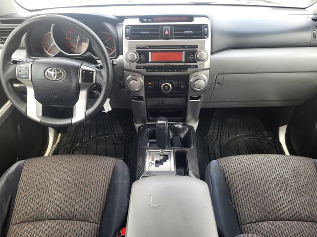 Used 2012 Toyota 4Runner SR5 AWD/4WD image 23