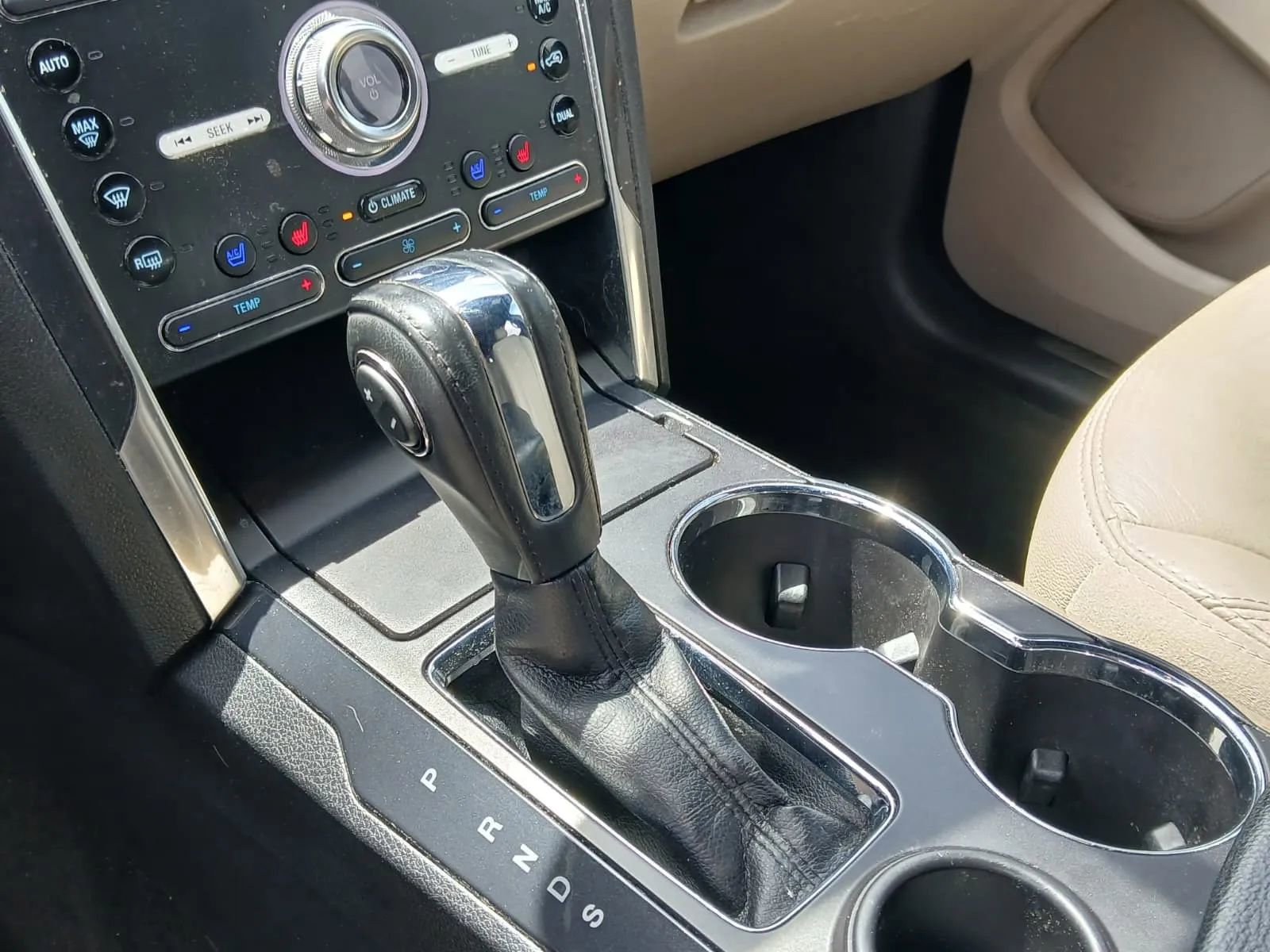 Used 2018 Ford Explorer Limited FWD image 14