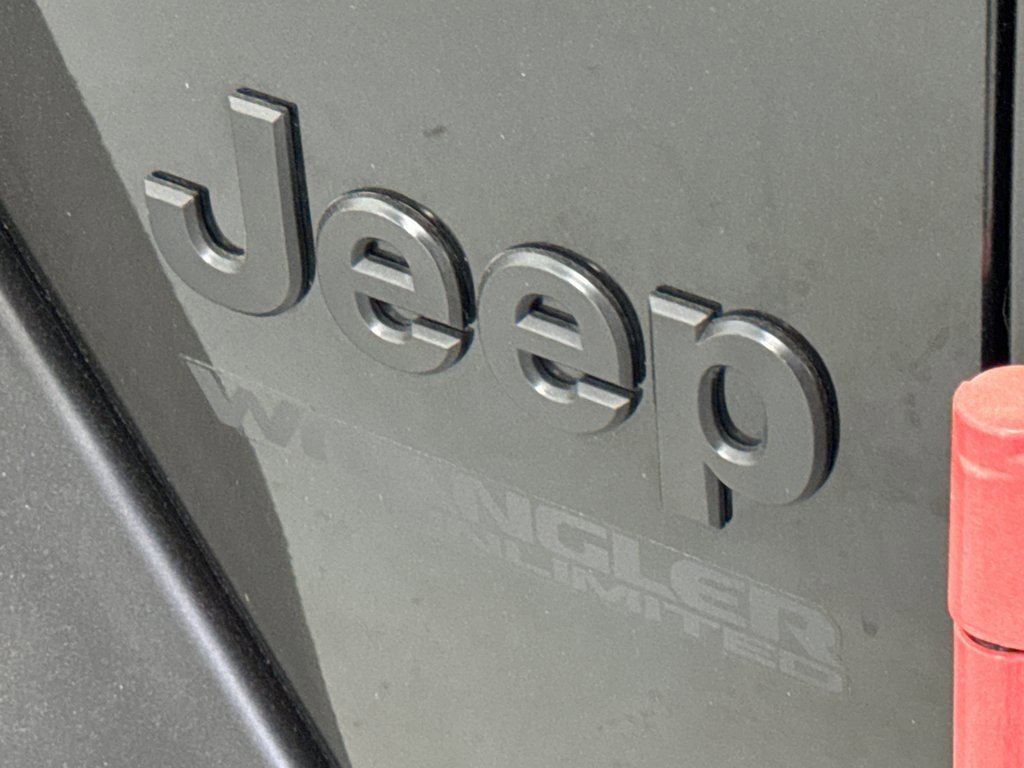 Used 2022 Jeep Wrangler Unlimited Sport image 31