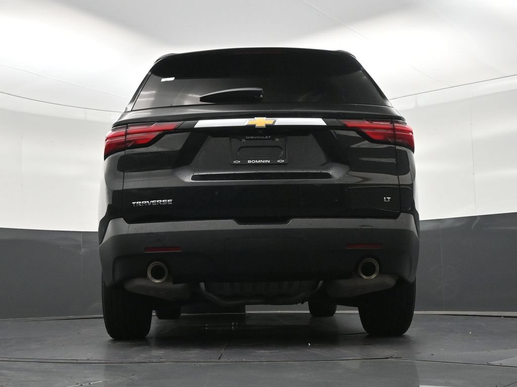 Used 2023 Chevrolet Traverse LT FWD image 27