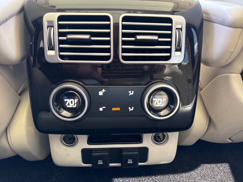 Used 2018 Land Rover Range Rover HSE image 58