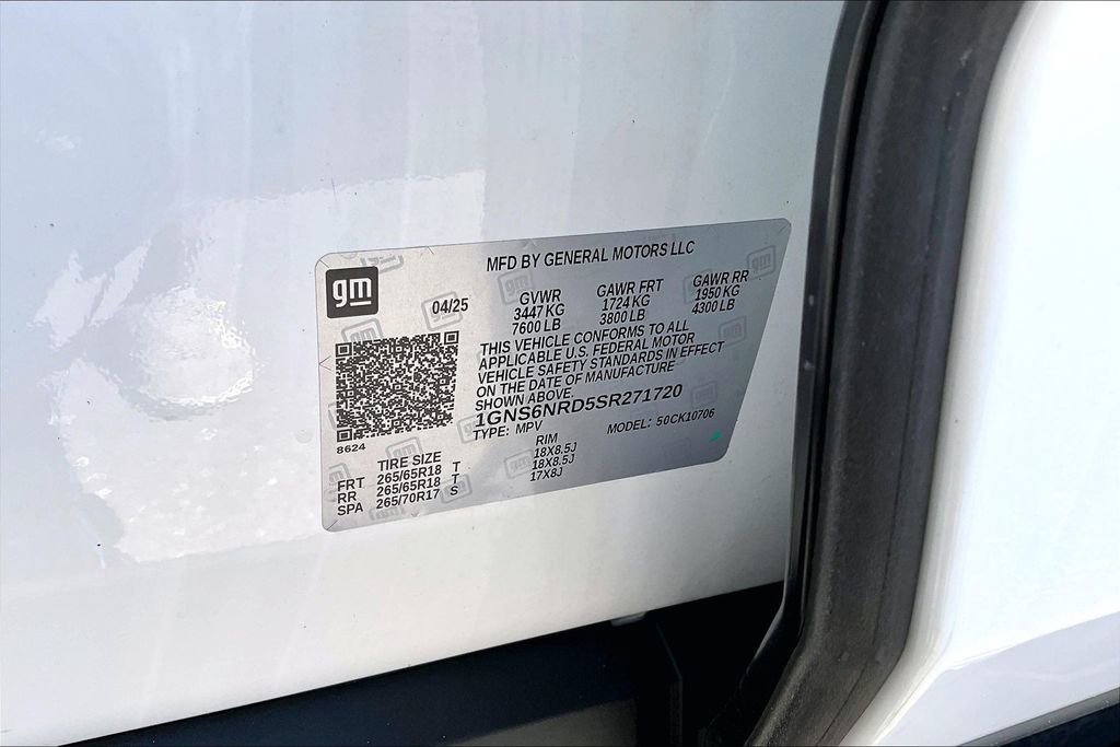 Used 2025 Chevrolet Tahoe LT image 14