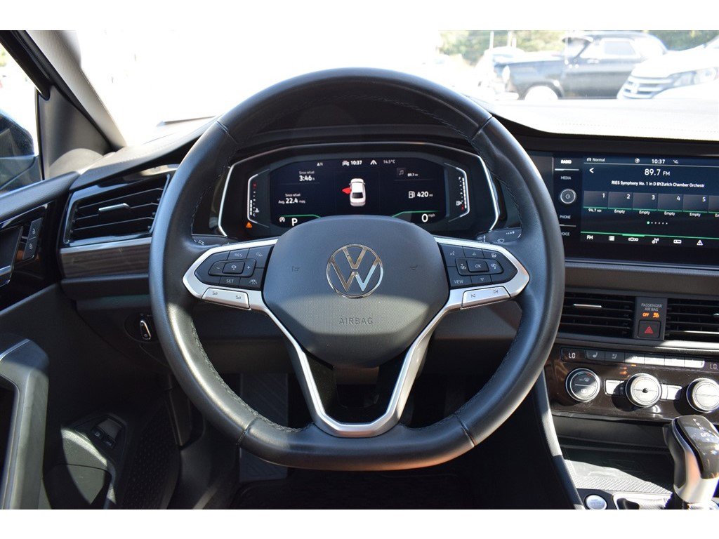 Used 2023 Volkswagen Jetta SEL image 26