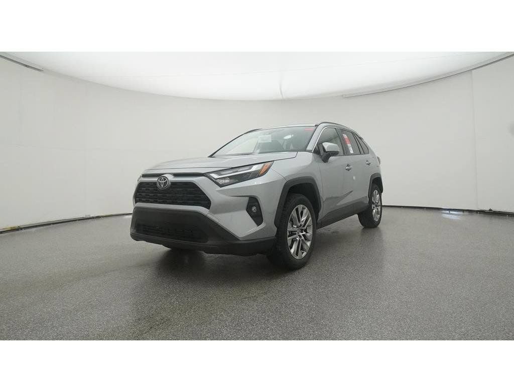 Used 2023 Toyota RAV4 XLE Premium FWD image 38