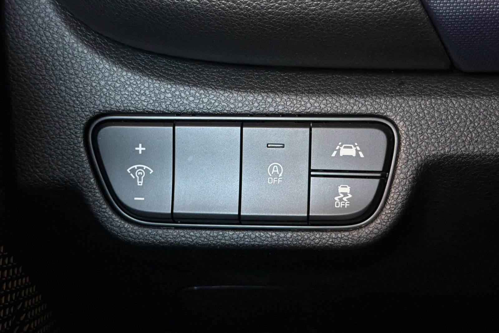 Used 2023 Kia Seltos S w/ Navigation Package AWD/4WD image 37