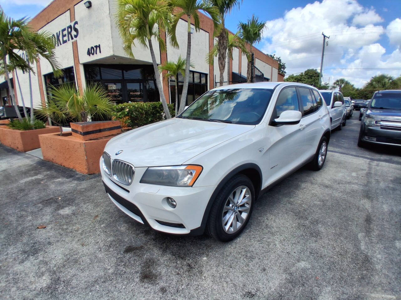 Used 2014 BMW X3 xDrive28i AWD/4WD image 1