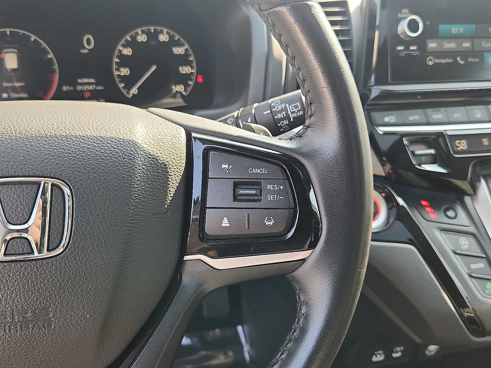 Certified 2025 Honda Odyssey Touring image 21