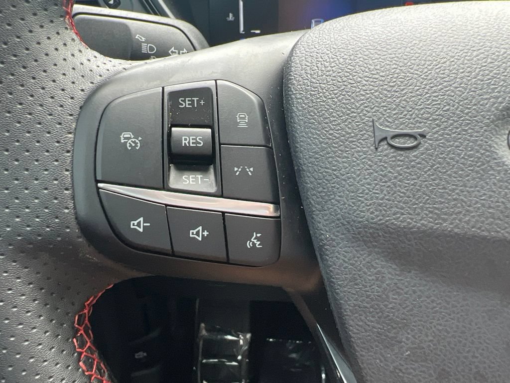 Used 2024 Ford Escape ST-Line w/ Tech Pack #1 FWD image 27