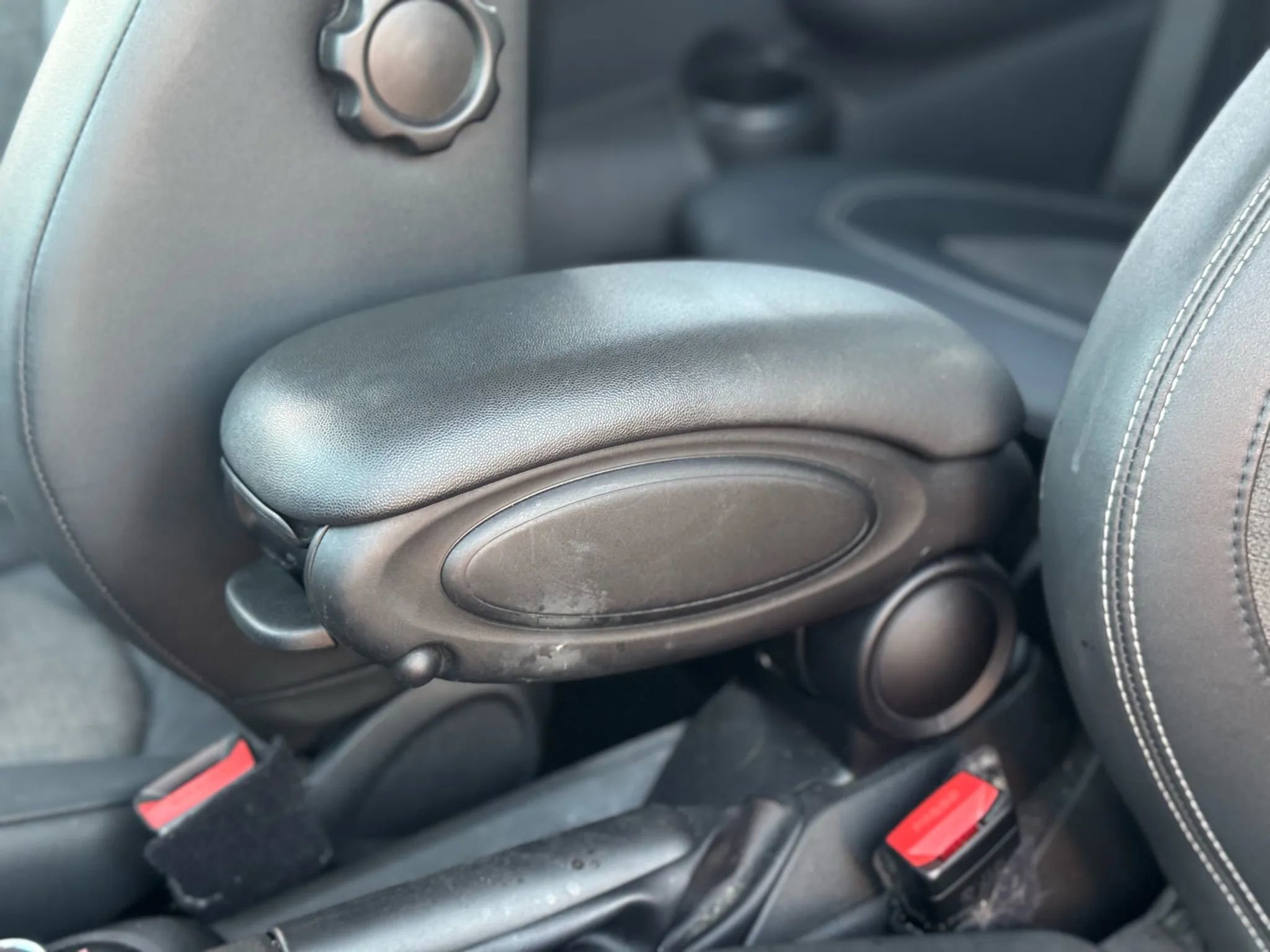 Used 2015 MINI Cooper S image 26