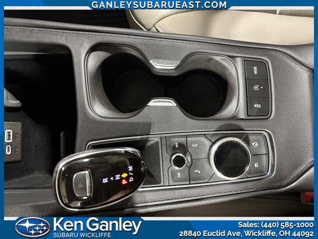 Used 2020 Cadillac XT4 Premium Luxury w/ Cold Weather Package image 12