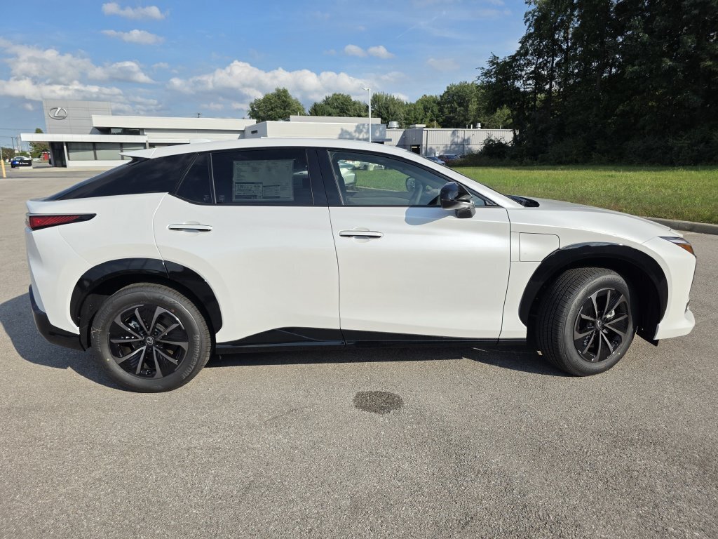 New 2026 Lexus RZ 450e AWD image 9