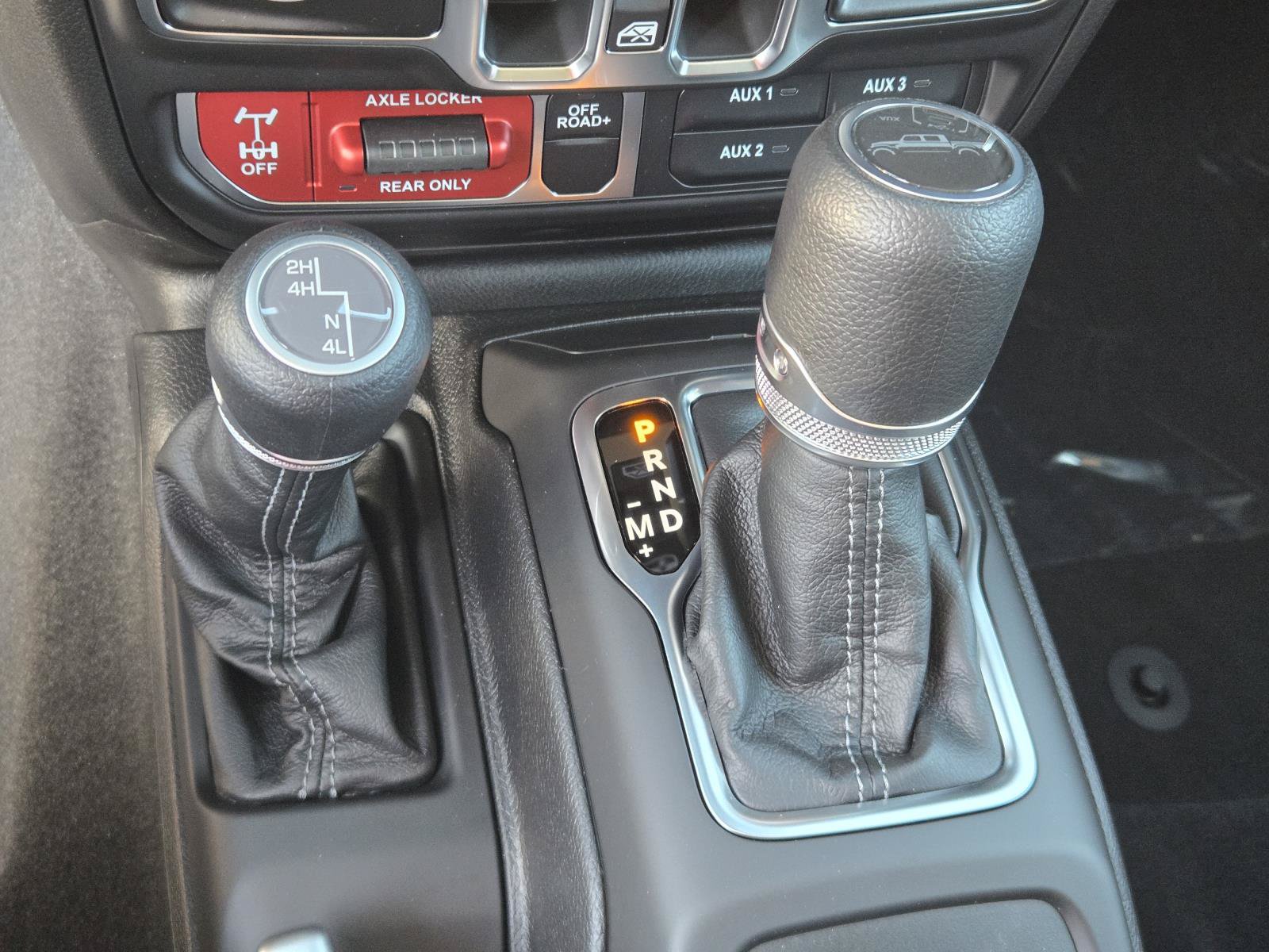 New 2026 Jeep Gladiator Sport AWD/4WD image 17