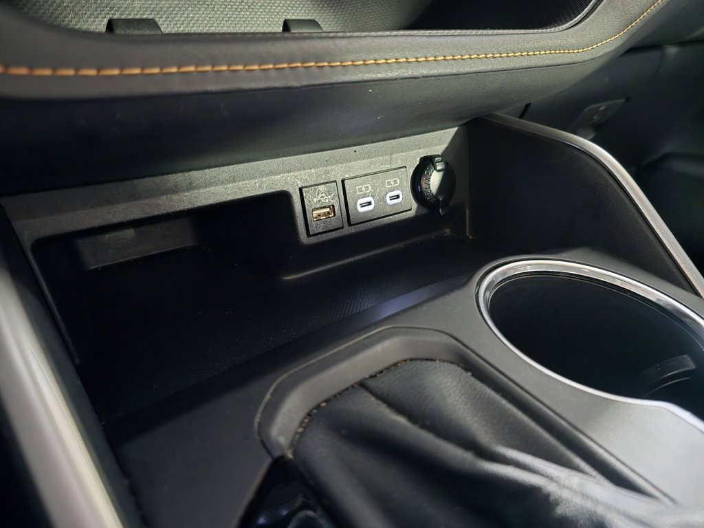 Used 2023 Toyota Highlander Bronze Edition image 24