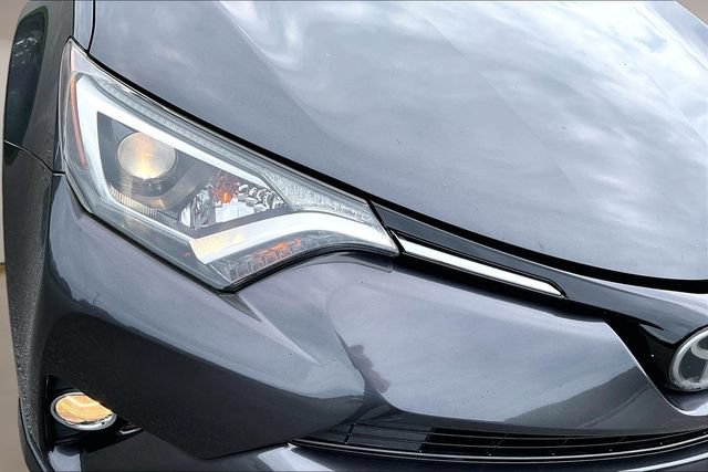 Used 2017 Toyota RAV4 XLE w/ Plus Special Value Package FWD image 26