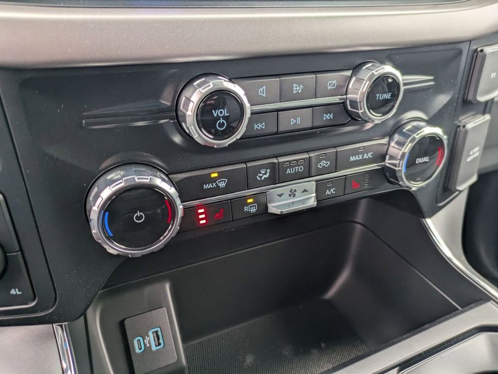 New 2024 Ford F150 XLT w/ Equipment Group 302A MID image 35