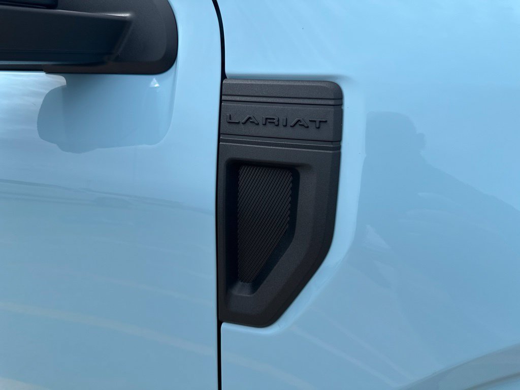 New 2026 Ford Maverick Lariat w/ Black Appearance Package AWD/4WD image 37