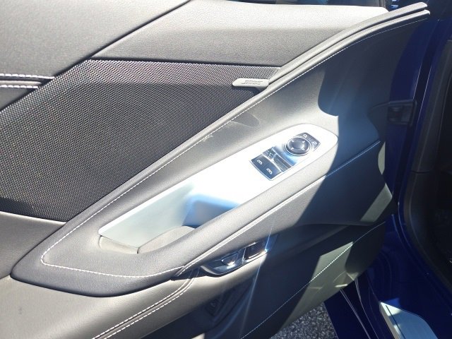 Used 2025 Chevrolet Corvette Stingray Coupe w/ 1LT image 10