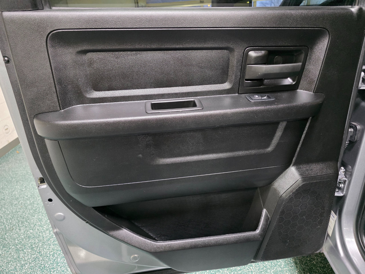 Used 2024 RAM 3500 Tradesman w/ Safety Group image 20