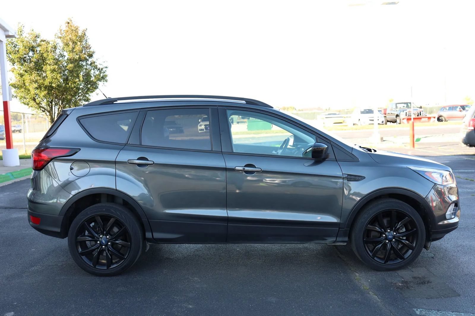 Used 2019 Ford Escape SE AWD/4WD image 4