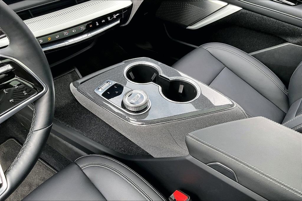 Used 2025 Cadillac Optiq Luxury 1 image 14