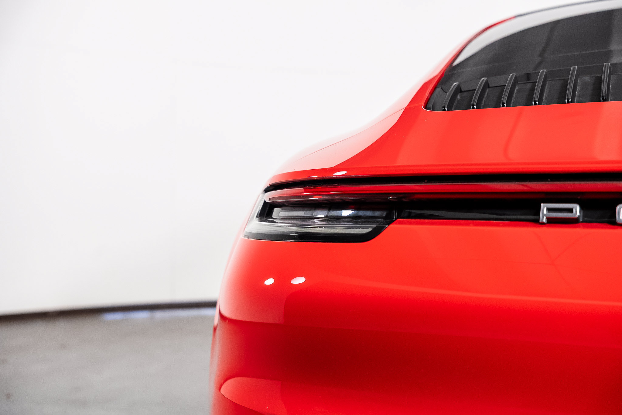 Used 2021 Porsche 911 Carrera w/ Premium Package RWD image 23